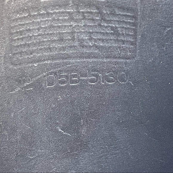 COACH VINTAGE STATION BLACK LEATHER CROSSBODY - Picture 13 of 13